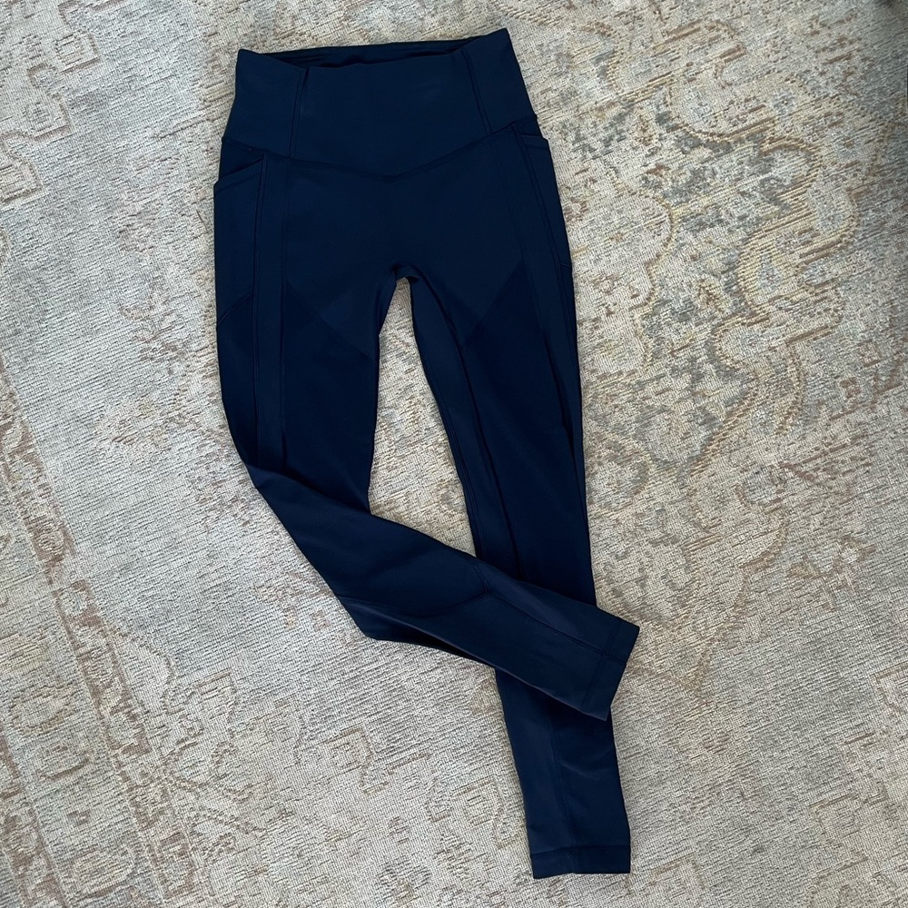 Lululemon Navy High-Waisted Leggings